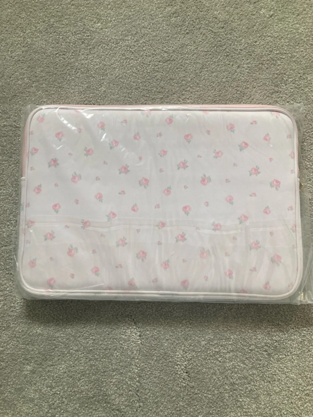 IN-HAND | LoveShackFancy x Target Yoobi Blooming Heirloom Ditsy Laptop Case